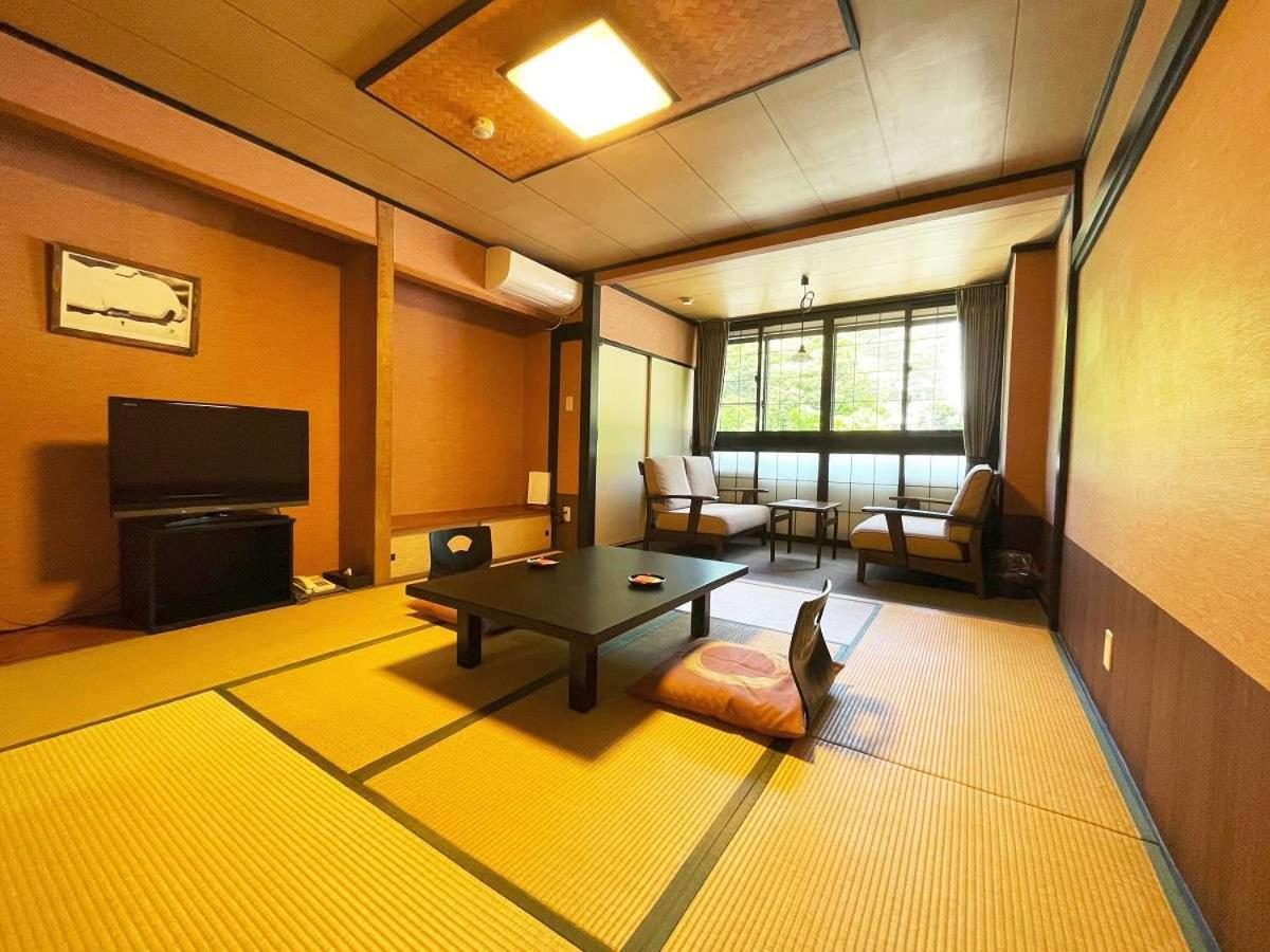 会津若松 新泷千年日式旅馆酒店 外观 照片